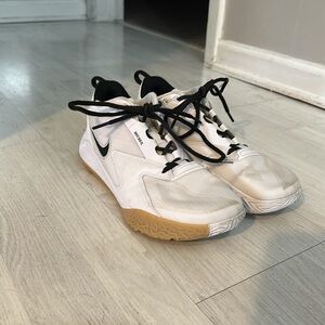 Nike Air Zoom HYPERACE 3 volleyball shoes size 8.5